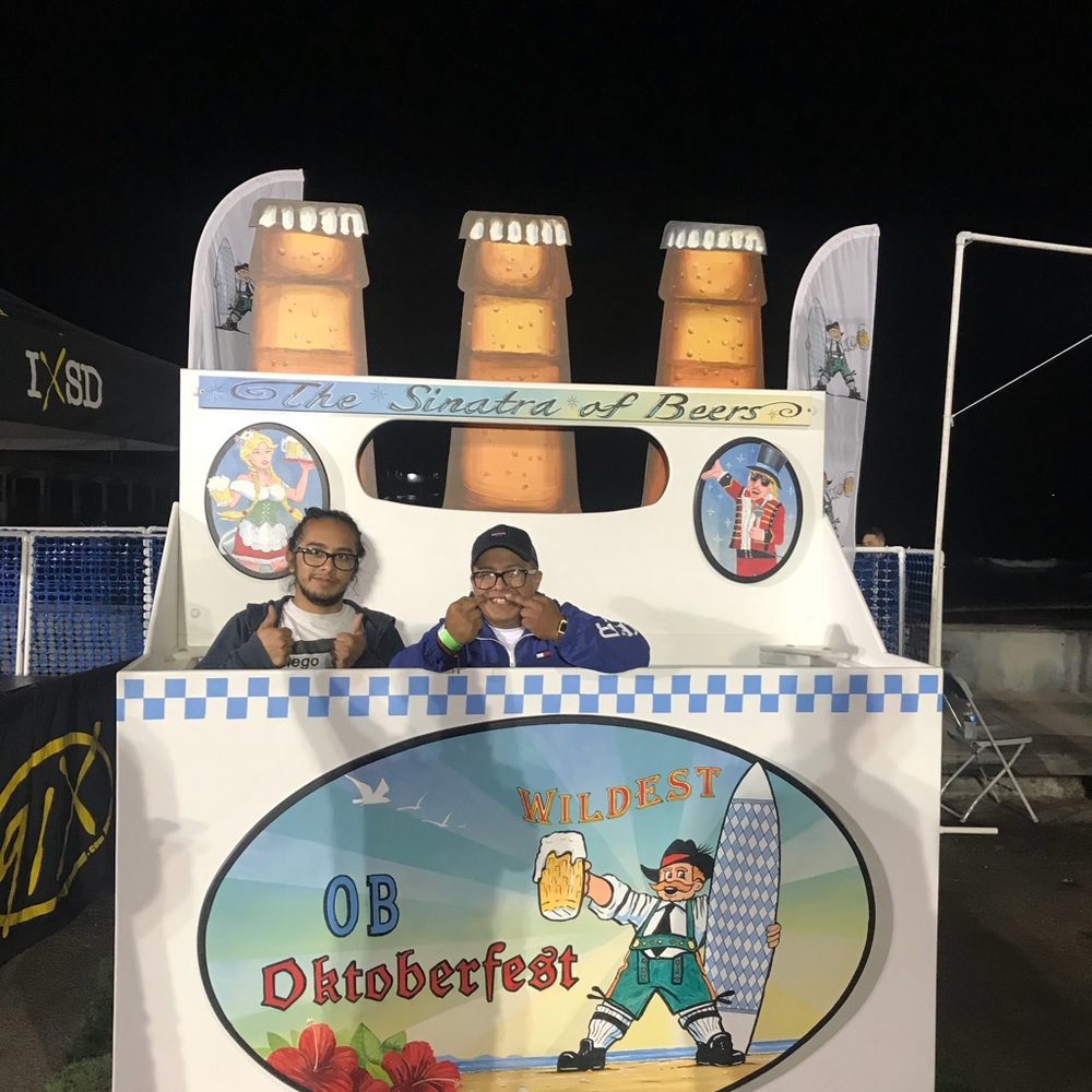 Meet your Posher, Adrian